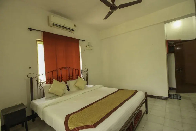 Oyo 9893 Green View 2bhk