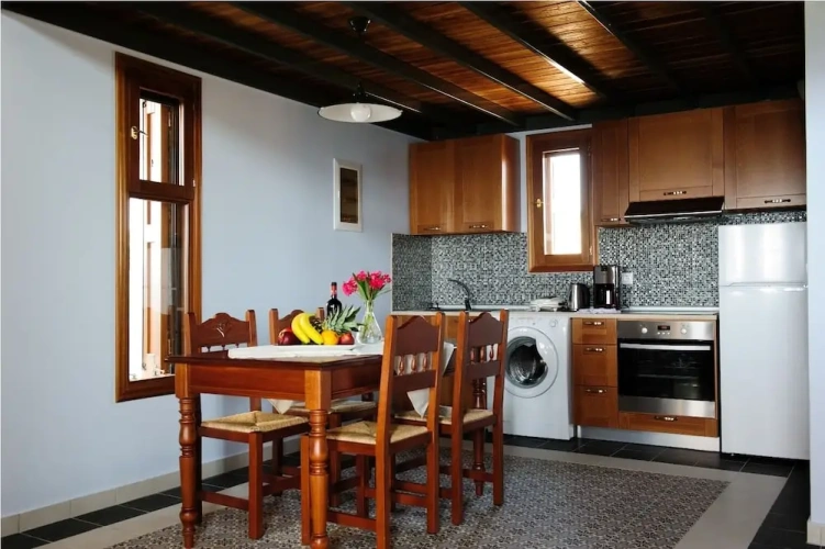 2 Bedrooms Villa beachfront