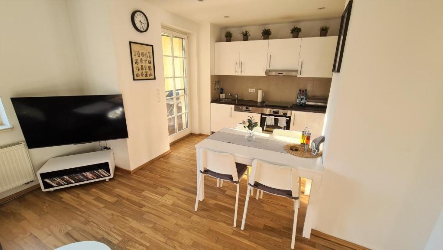 1 Bedroom Double Apartment
