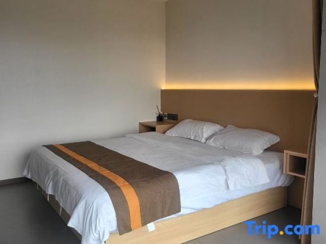 Standard Double room with view