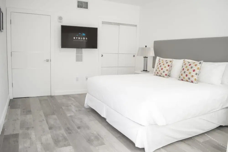 Sobe Lux