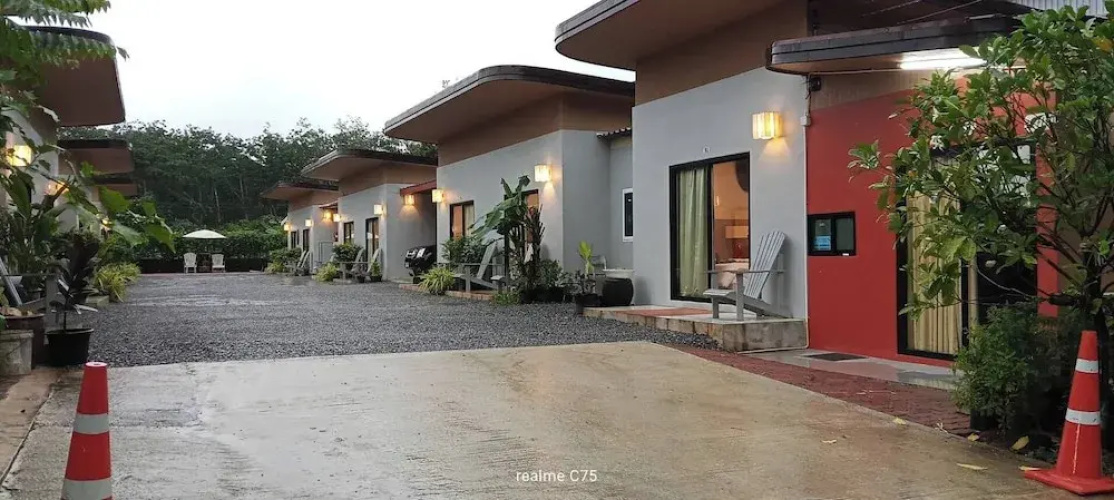 Pakrongcheeb Resort
