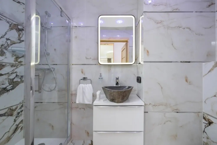 Apartment for 6 With Sauna by Renters