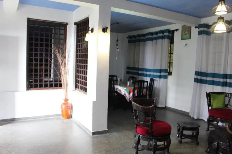 Farah Guest Inn