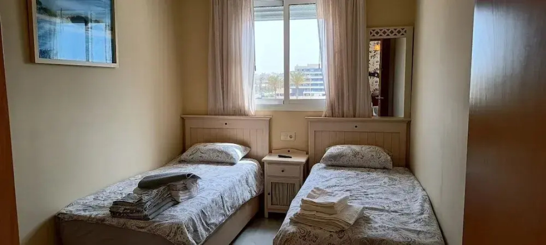 Beautiful 2 Bedroom Penthouse