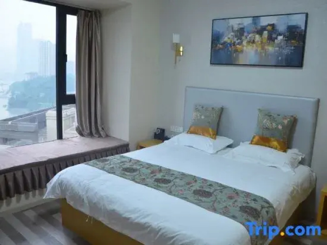 ZiYu Riverview Apartments