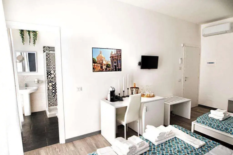 Catania Rooms