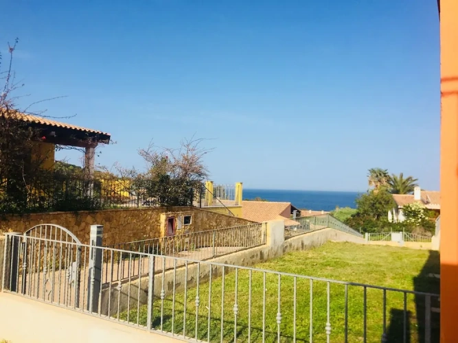 2 Bedrooms Comfort Apartment with sea view
