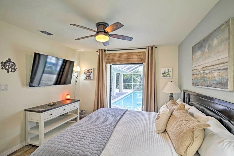 Canal Waterfront Home With Private Pool & Dock!