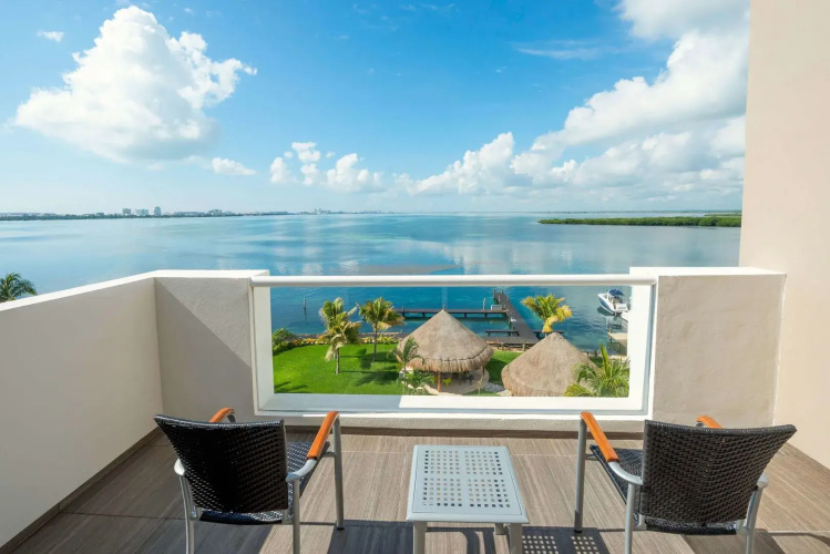 Real Inn Cancún