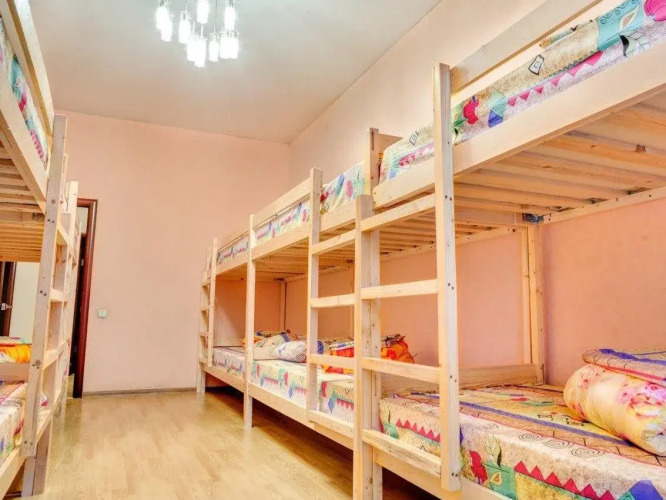 HomeLightHostel - Image 12