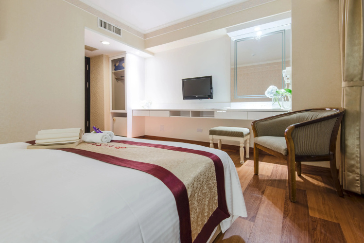 Ever Luck Hotel