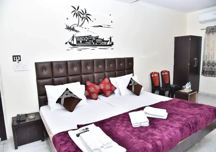 Hotel Royal Front Residency