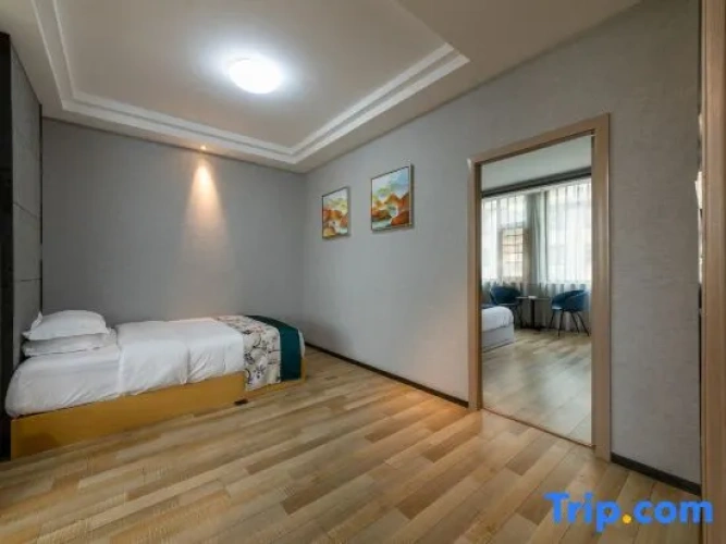 2 Bedrooms Suite