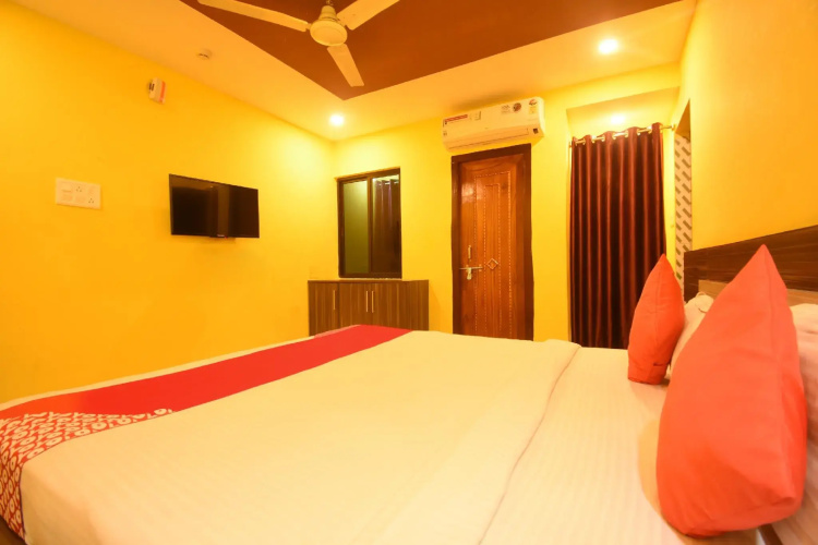OYO 75508 Ssj Residency