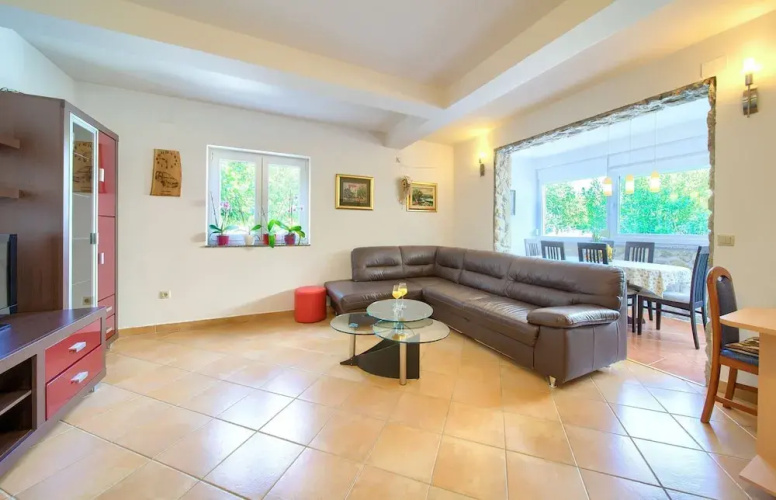 House Bernarda