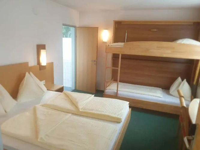 Classic Quadruple room