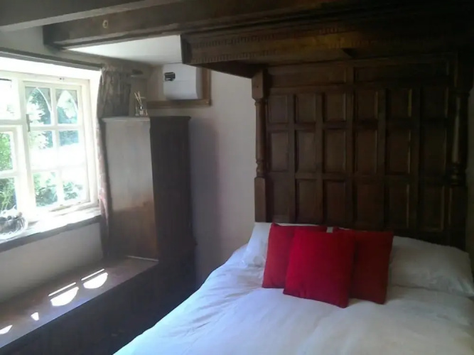 Ivy Cottage