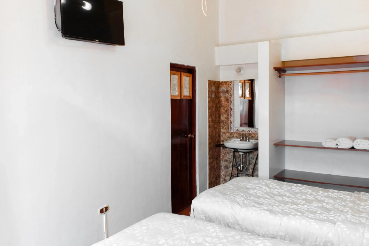 San Blas Plaza Inn