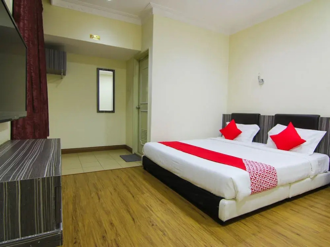 Hotel O T P Hotel