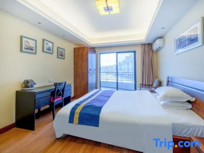 2 Bedrooms Family Suite with sea view