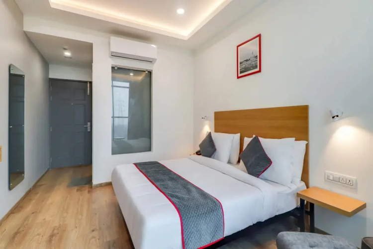Jashn by OYO Rooms