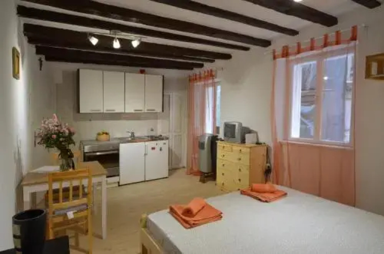 Apartman 18