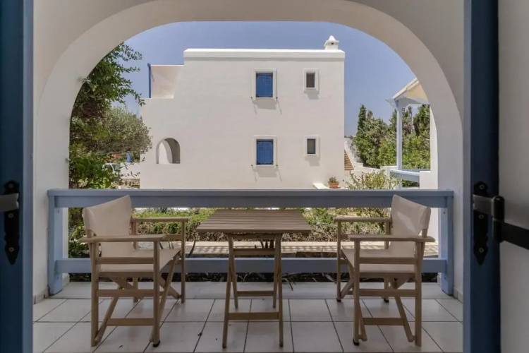 Niriides Hotel