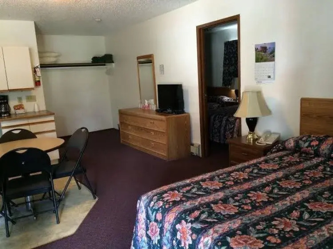 East Kootenay Motel