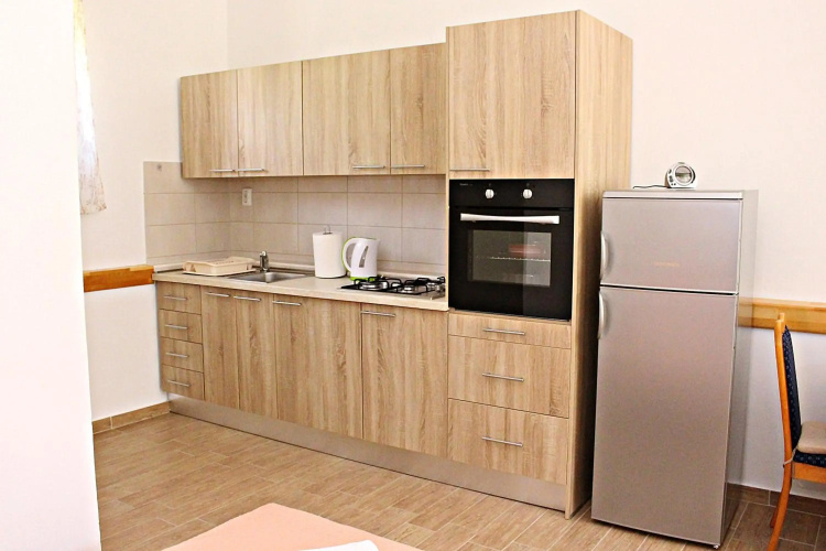 Studio Apartman Zara