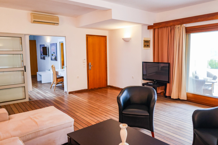 Kanapitsa Mare Hotel