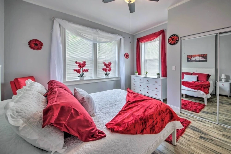 2 Bedrooms Cottage
