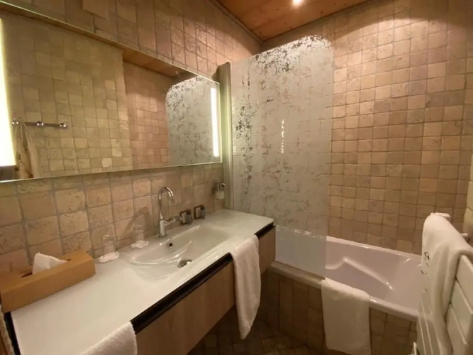 2 Bedrooms Standard Quadruple Family room with balcony