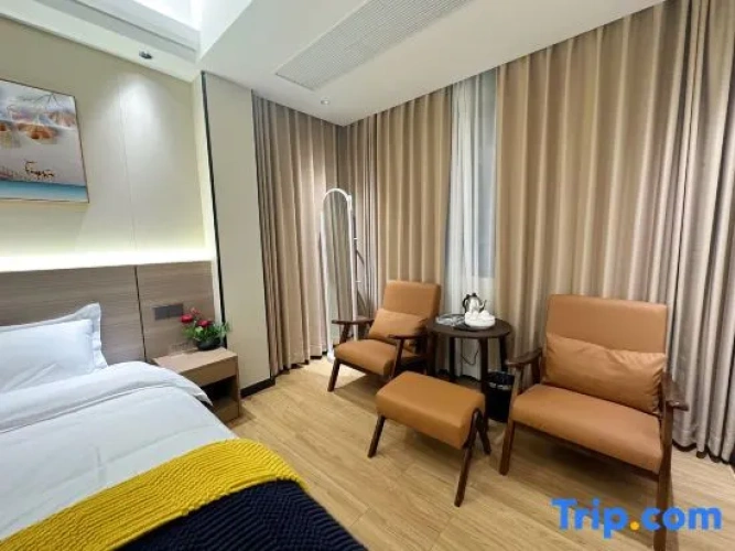 2 Bedrooms Standard Twin Family room