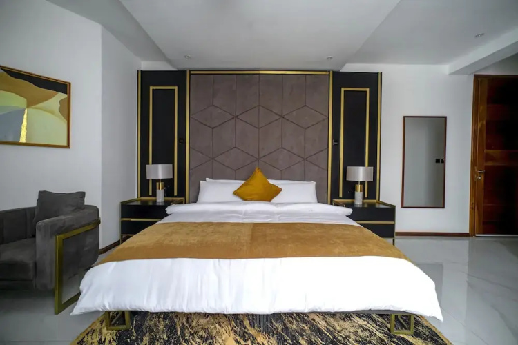 Alexander Palace Hotel Apartment