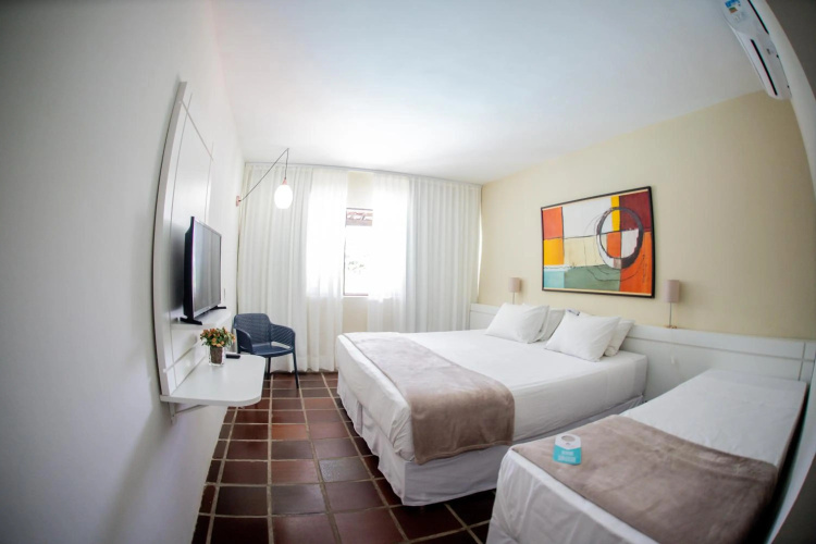 Orange Praia Hotel