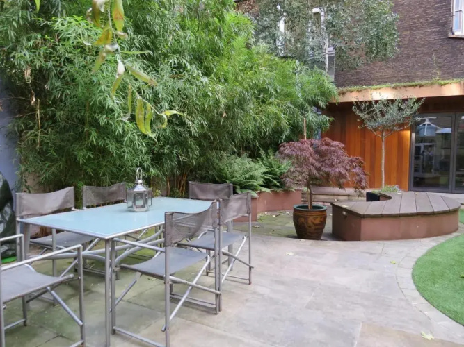 Romantic Bungalow in Notting Hill