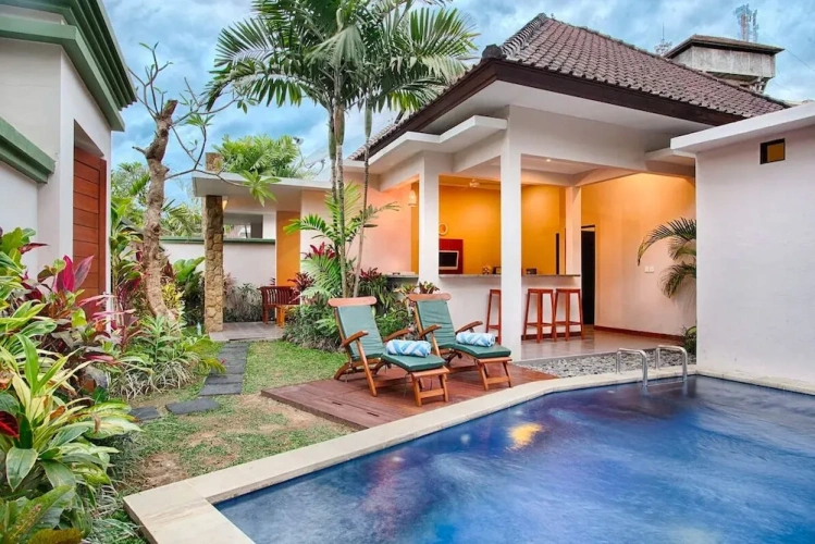 2 Bedrooms Premier Villa