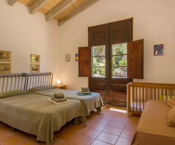106541 Villa In Estellencs