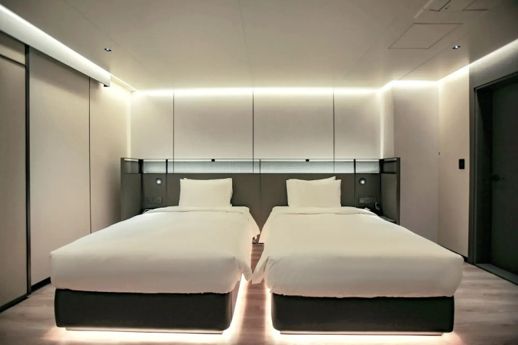 L&L City Hotel