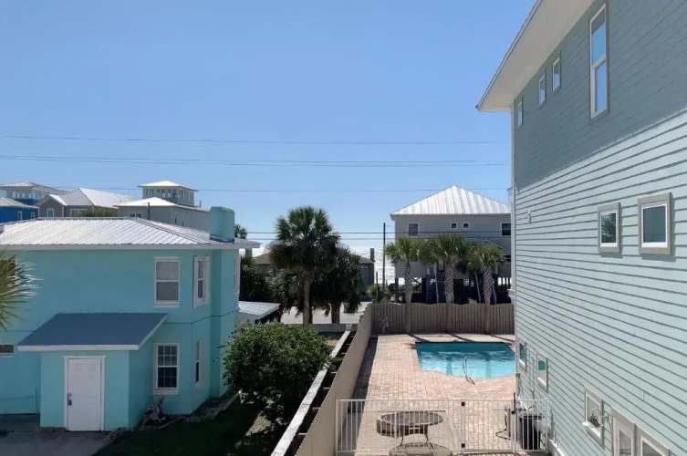 2 Bedrooms Cottage