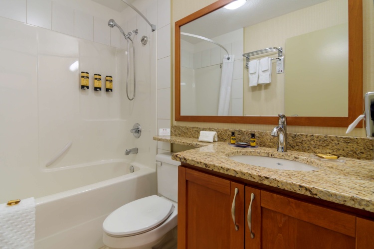 Best Western Plus Chemainus Inn photo 12