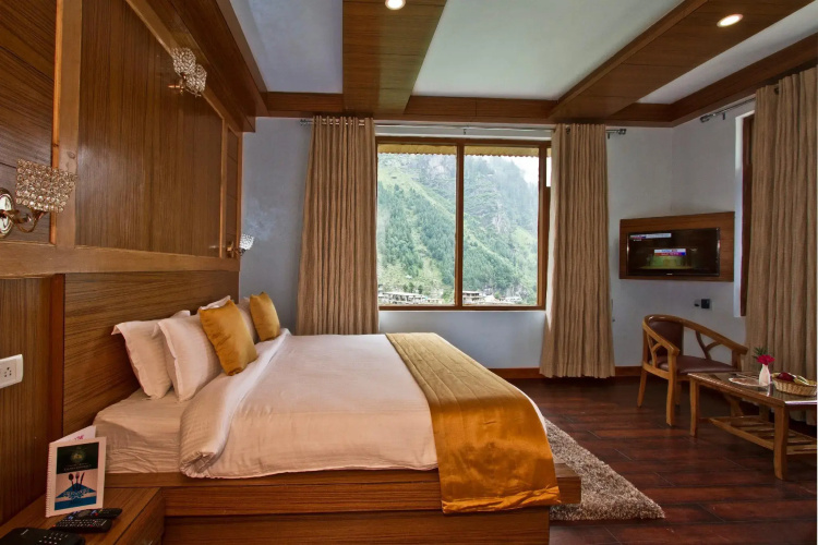 Hotel Monarch Residency