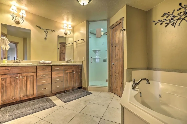 3 Bedrooms Cottage