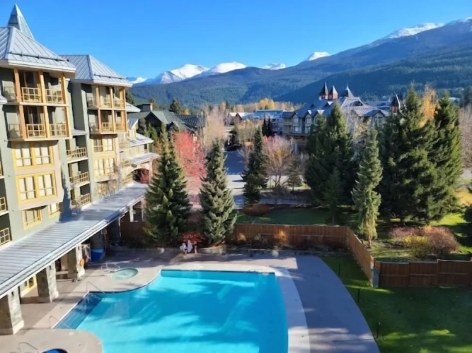 Double Suite with mountain view