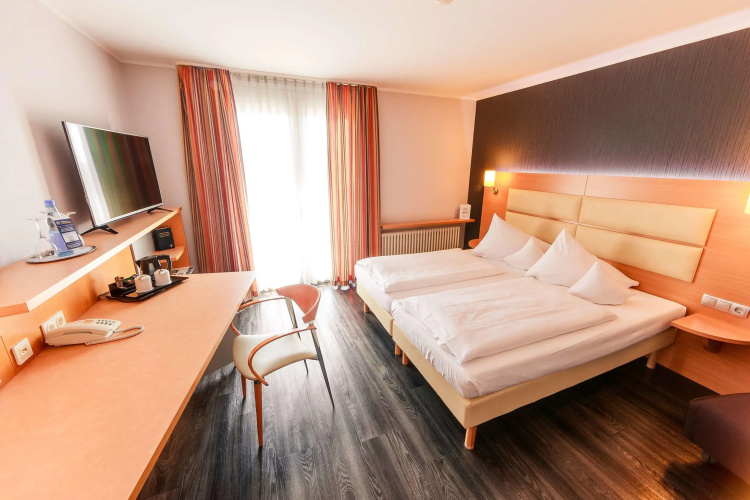 PLAZA INN Stuttgart-Ditzingen