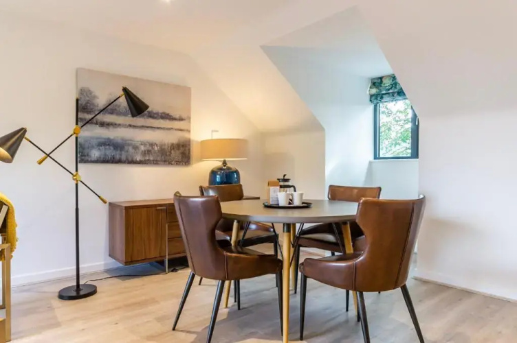 18 St Johns Mews