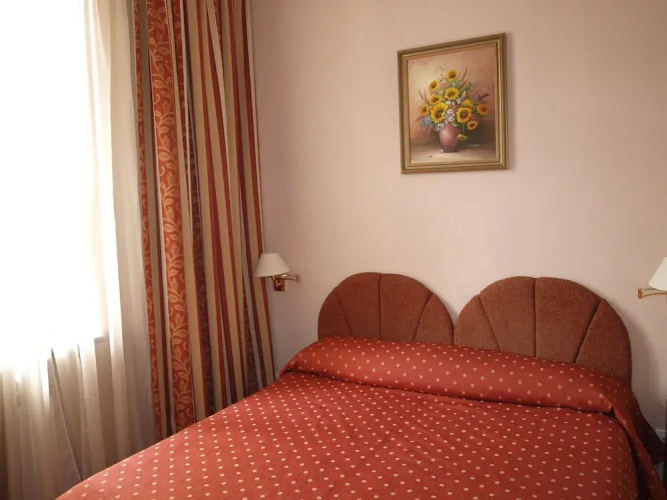 Domus Hotel -1