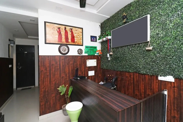 Hotel Green House By OYO Rooms