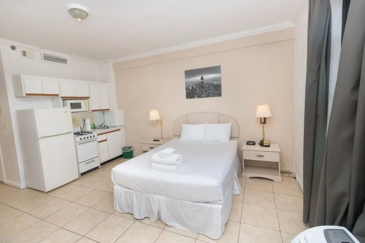 1 Bedroom Apartment